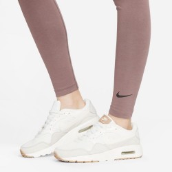 Nike Sportswear Club