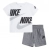 Ensemble Nike t-shirt & short Nike